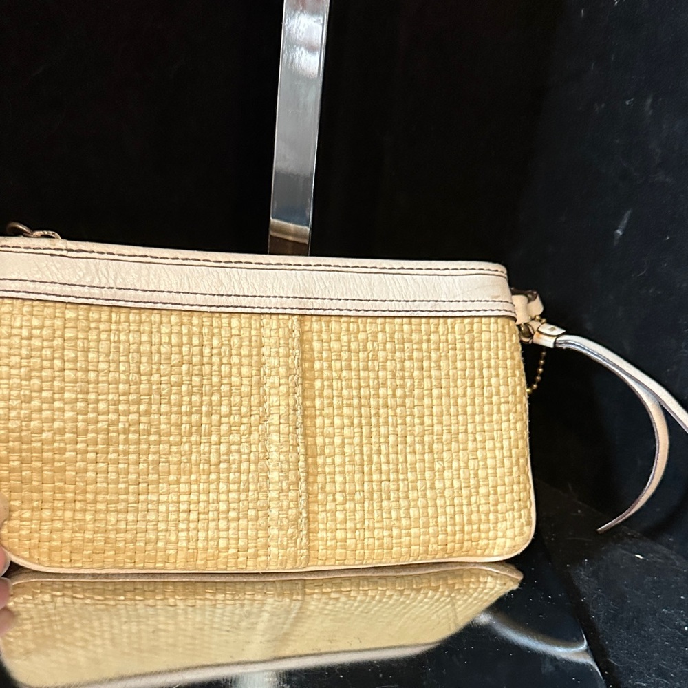 Coach #075 Soho Legacy Cream and Straw Woven Wristlet Clutch wristlet /wallet - Picture 10 of 12